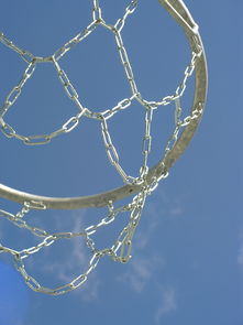 九游app下载-篮球运动中的战术体系构建与演变，篮球战术的定义