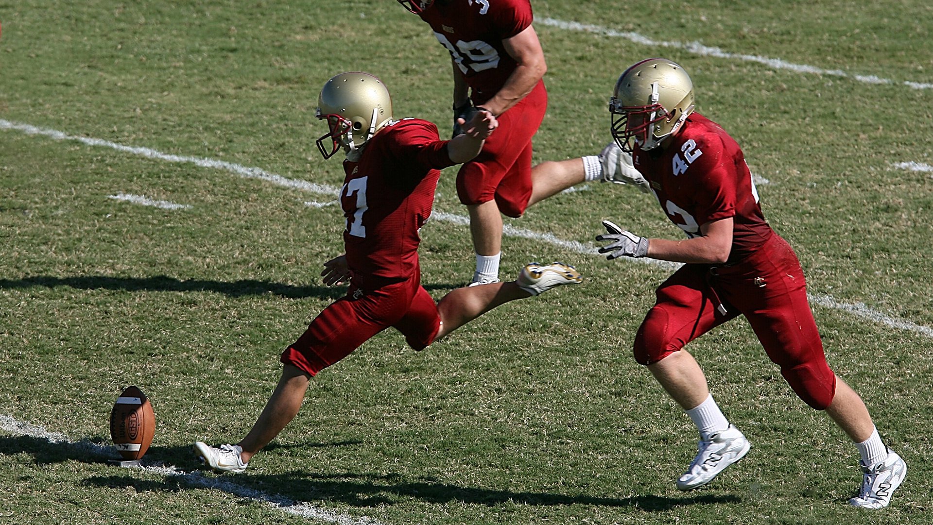 绿色足球革命：环保理念融入五大联赛，足球环保创意作品